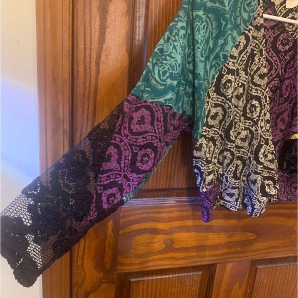 Vintage Carole Little Green and Purple top
